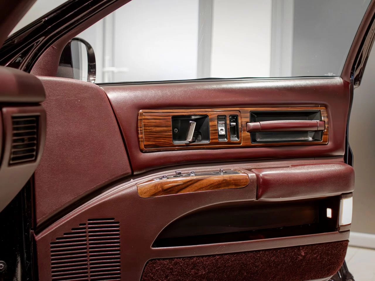 Chevrolet Caprice — фото 18
